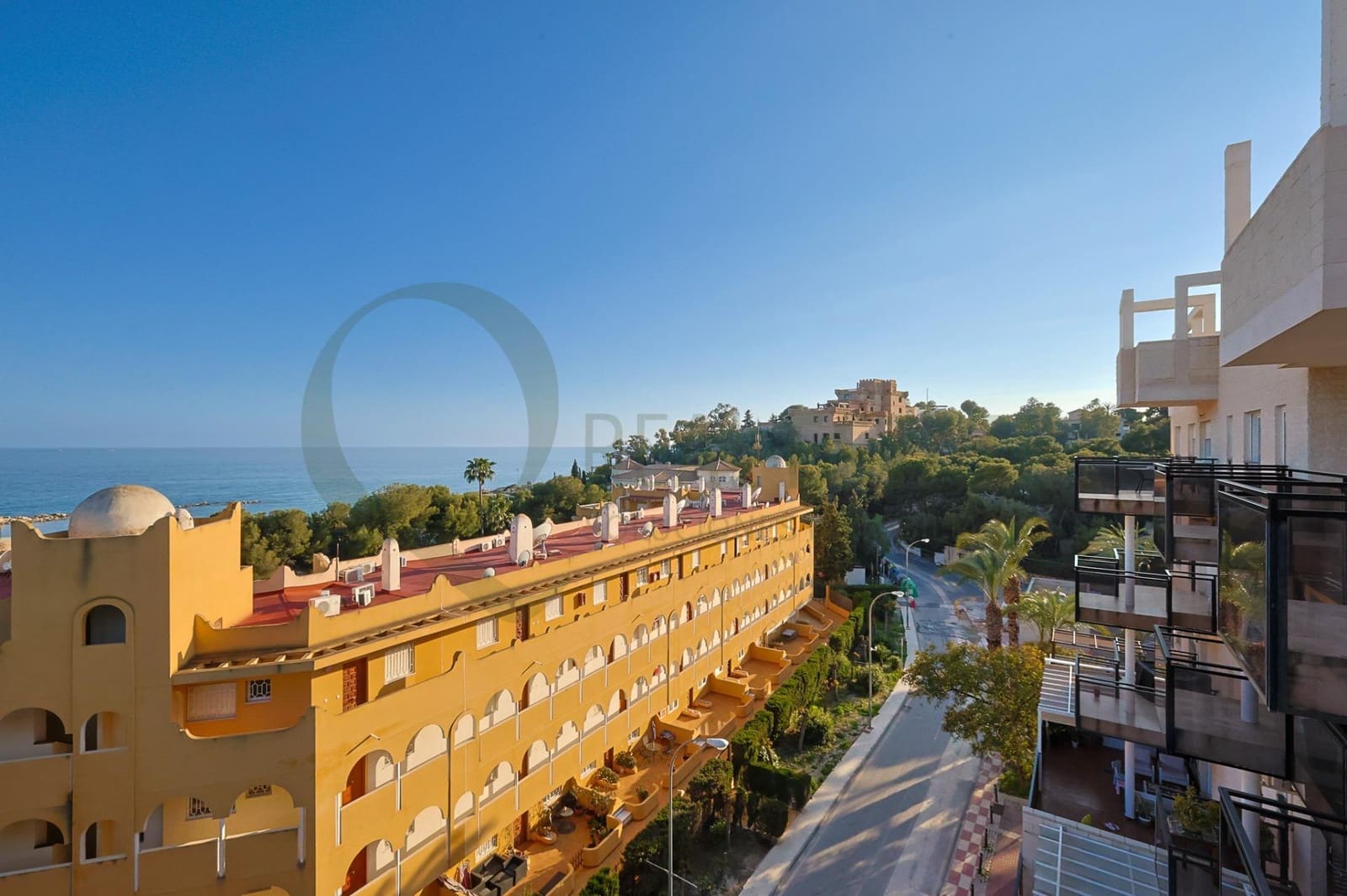 2 bedroom Penthouse for sale in El Campello - € 299,000 (Ref: 9721728)