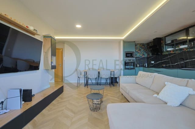 Ático de 2 habitaciones en El Campello en venta - 299.000 € (Ref: 9721728)