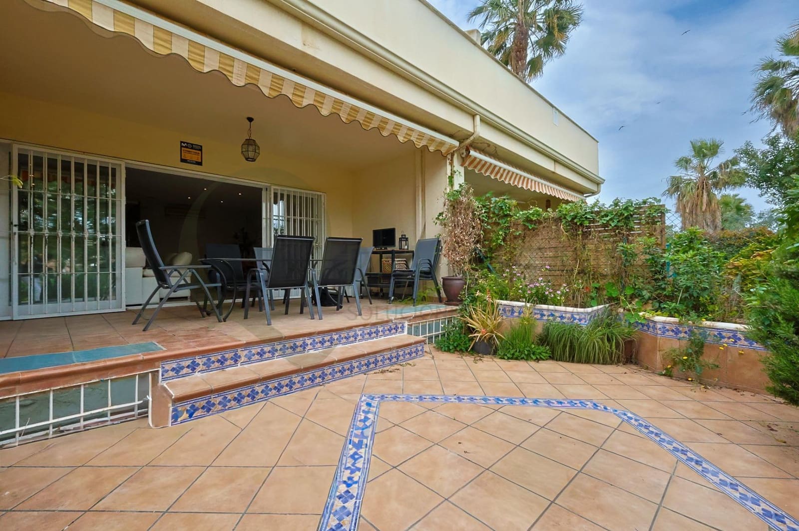 5 bedroom Terraced Villa for sale in Alicante / Alacant city with pool garage - € 774,800 (Ref: 9721729)