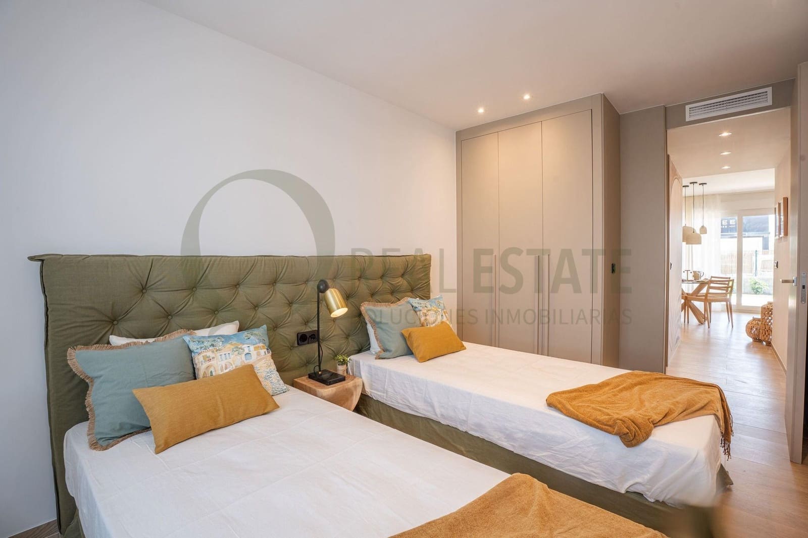 2 bedroom Apartment for sale in Algorfa with pool garage - € 289,000 (Ref: 9721730)