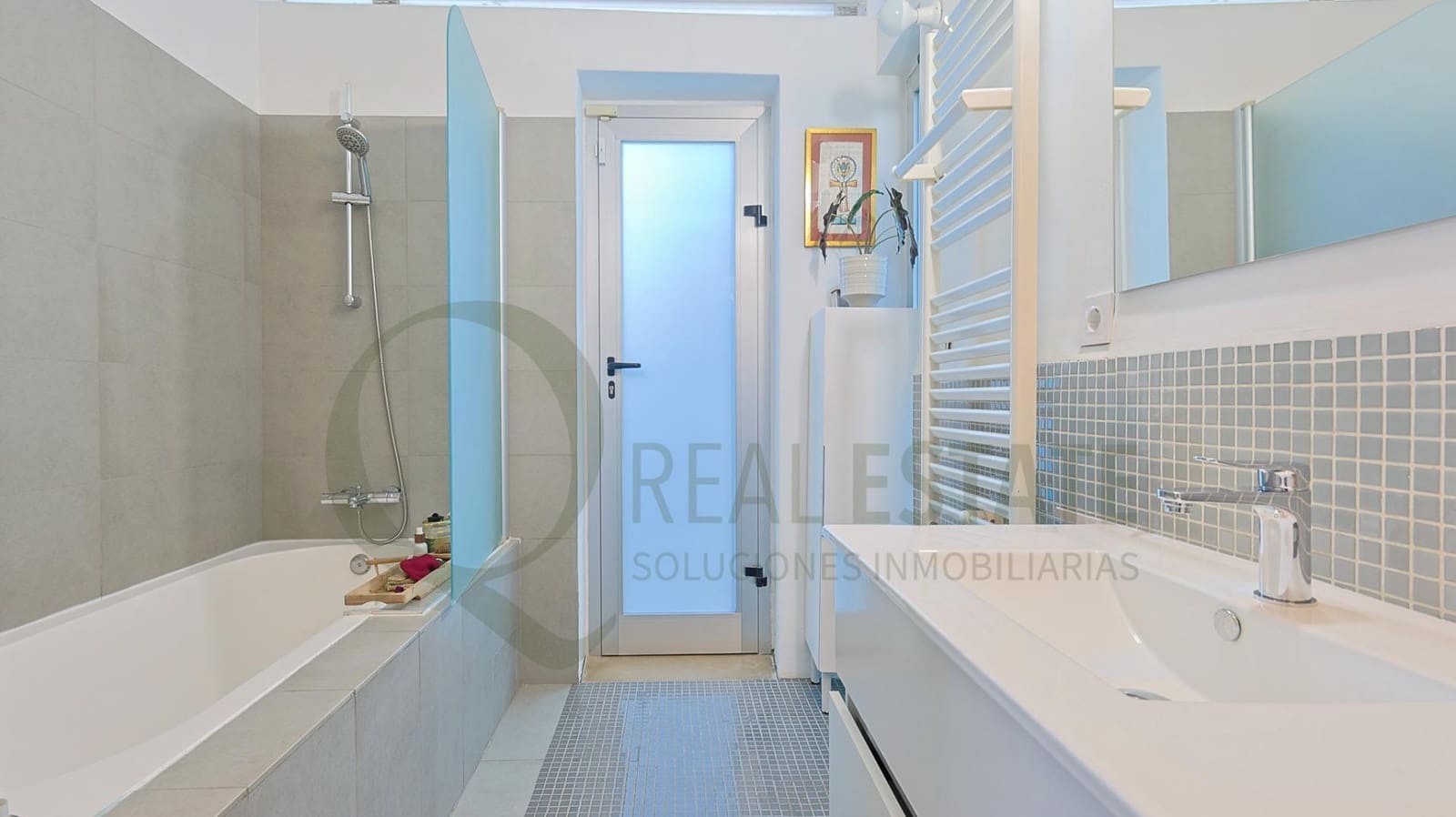 5 bedroom Villa for sale in Muchamiel / Mutxamel with pool garage - € 680,000 (Ref: 9726662)