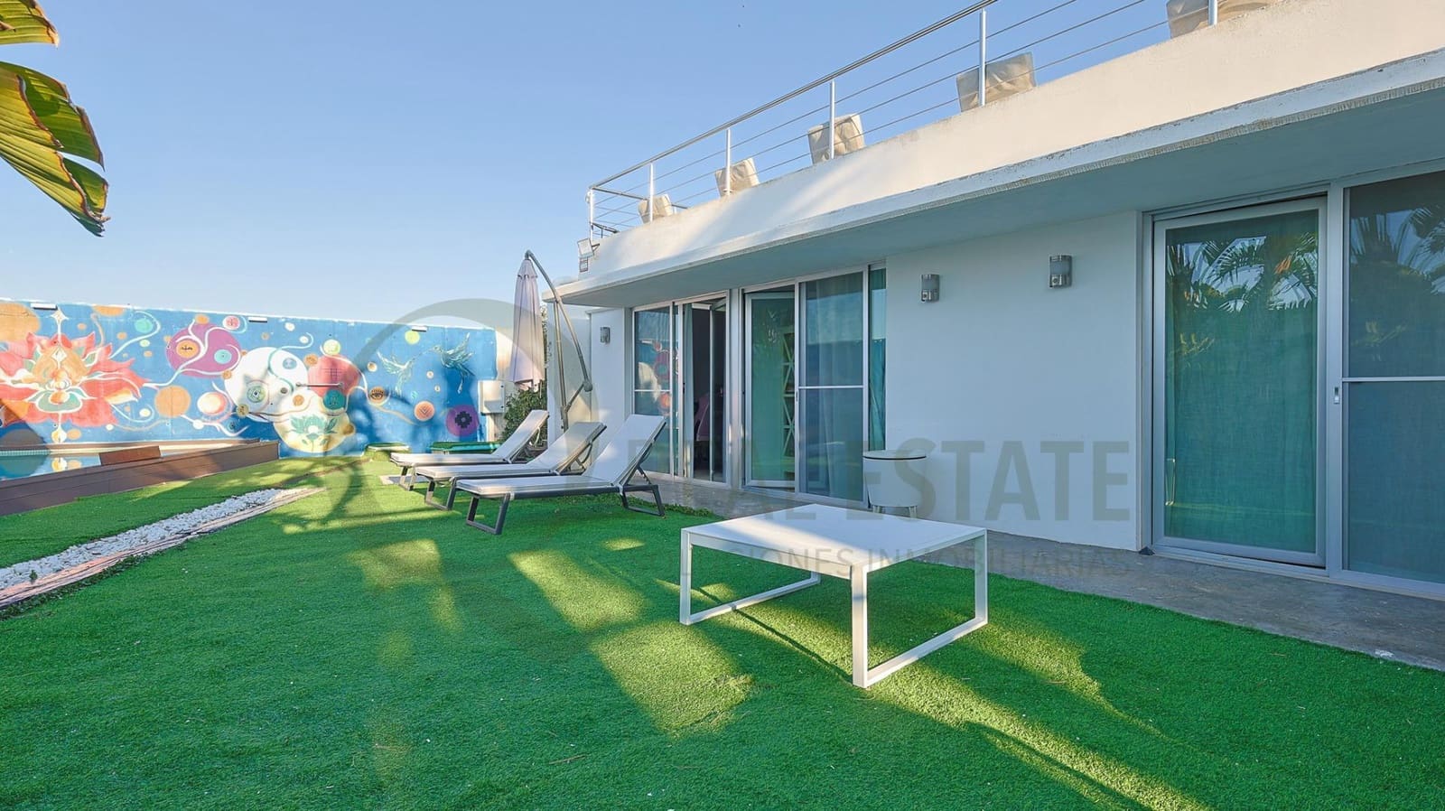 5 bedroom Villa for sale in Muchamiel / Mutxamel with pool garage - € 680,000 (Ref: 9726662)