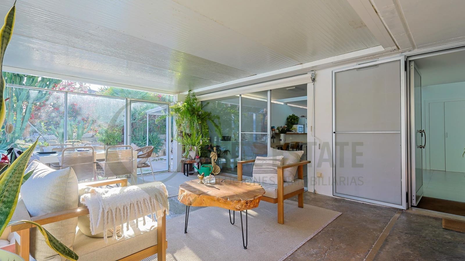 5 bedroom Villa for sale in Muchamiel / Mutxamel with pool garage - € 680,000 (Ref: 9726662)