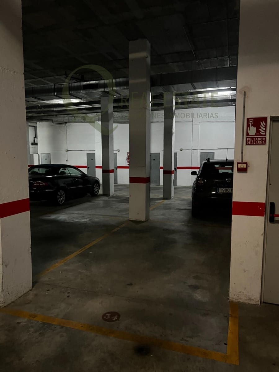 Garage for sale in Alicante / Alacant city - € 29,000 (Ref: 9726663)