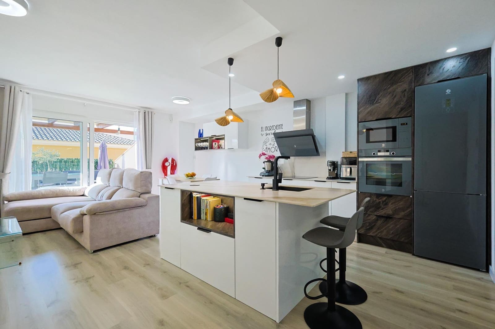 3 Zimmer Wohnung zu verkaufen in Muchamiel / Mutxamel mit Pool Garage - 273.000 € (Ref: 9732157)