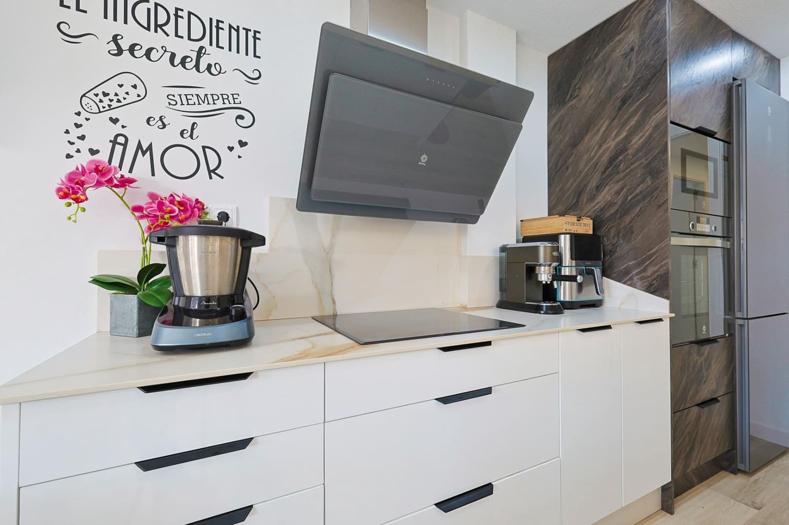 3 Zimmer Wohnung zu verkaufen in Muchamiel / Mutxamel mit Pool Garage - 273.000 € (Ref: 9732157)