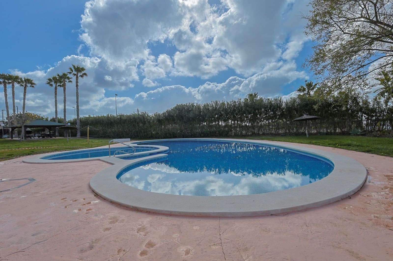 3 Zimmer Wohnung zu verkaufen in Muchamiel / Mutxamel mit Pool Garage - 273.000 € (Ref: 9732157)