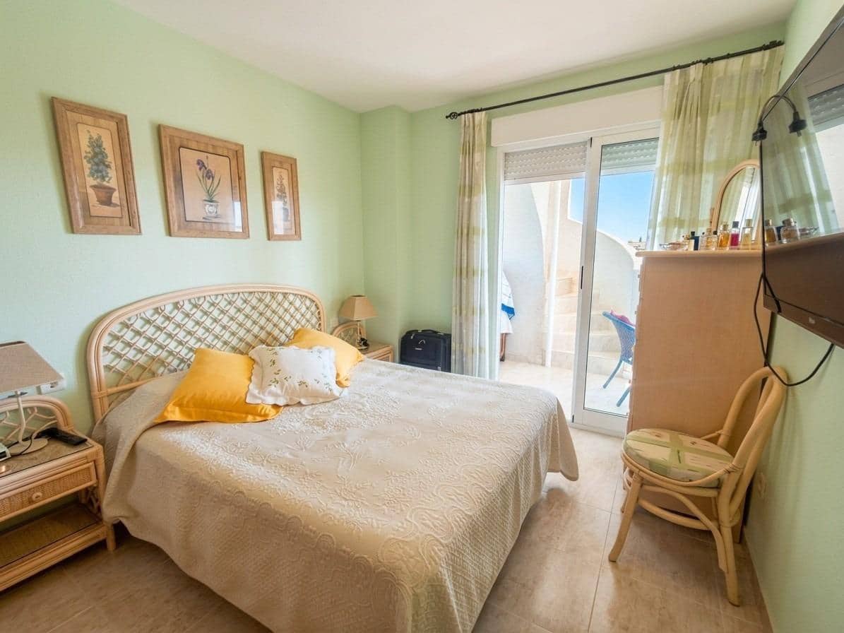 3 soveværelse Lejlighed til salg i Playa de San Juan med swimmingpool - € 539.000 (Ref: 9735607)