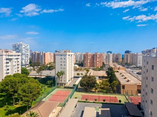 3 slaapkamer Flat te koop in Playa de San Juan, Alicante stad met zwembad - € 539.000 (Ref: 9735607)