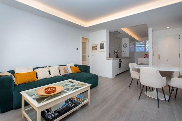 3 soverom Bungalow til salgs i Playa de San Juan, Alicante by med svømmebasseng garasje - € 636 000 (Ref: 9735608)