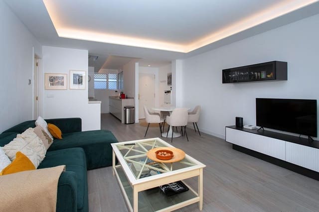 3 soverom Bungalow til salgs i Playa de San Juan, Alicante by med svømmebasseng garasje - € 636 000 (Ref: 9735608)