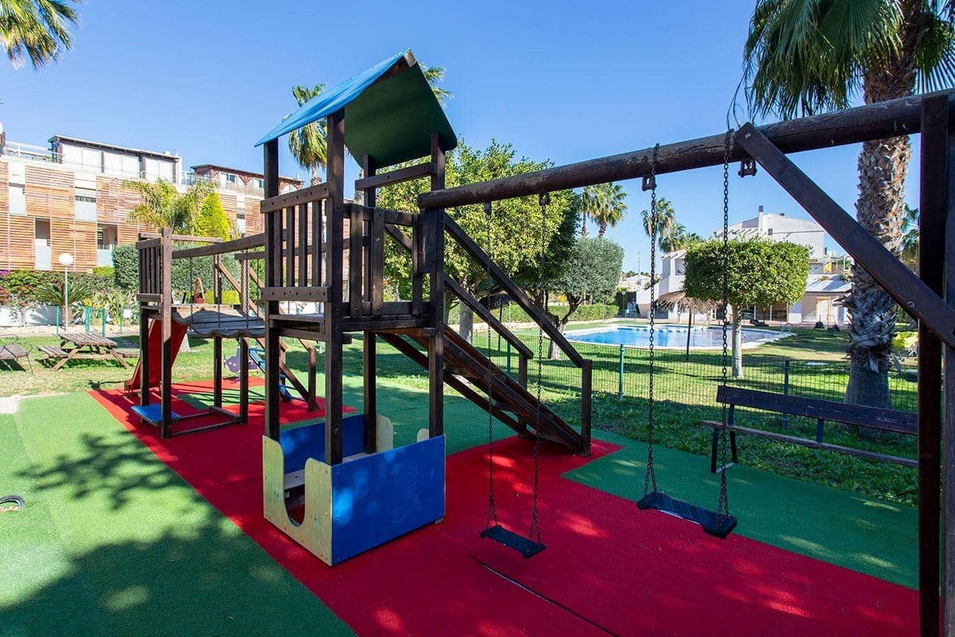 3 soverom Bungalow til salgs i Playa de San Juan med svømmebasseng garasje - € 636 000 (Ref: 9735608)