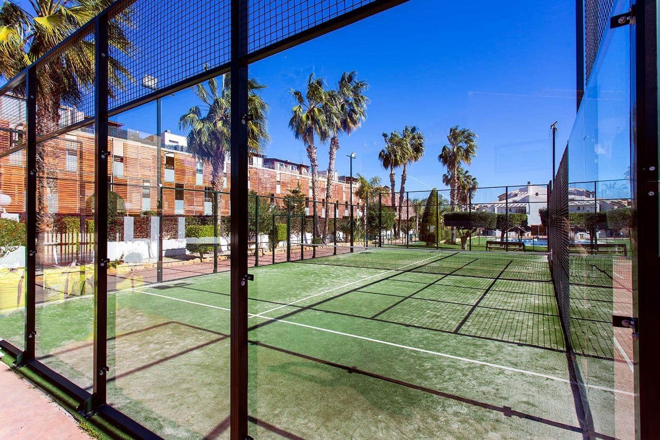 3 soverom Bungalow til salgs i Playa de San Juan med svømmebasseng garasje - € 636 000 (Ref: 9735608)