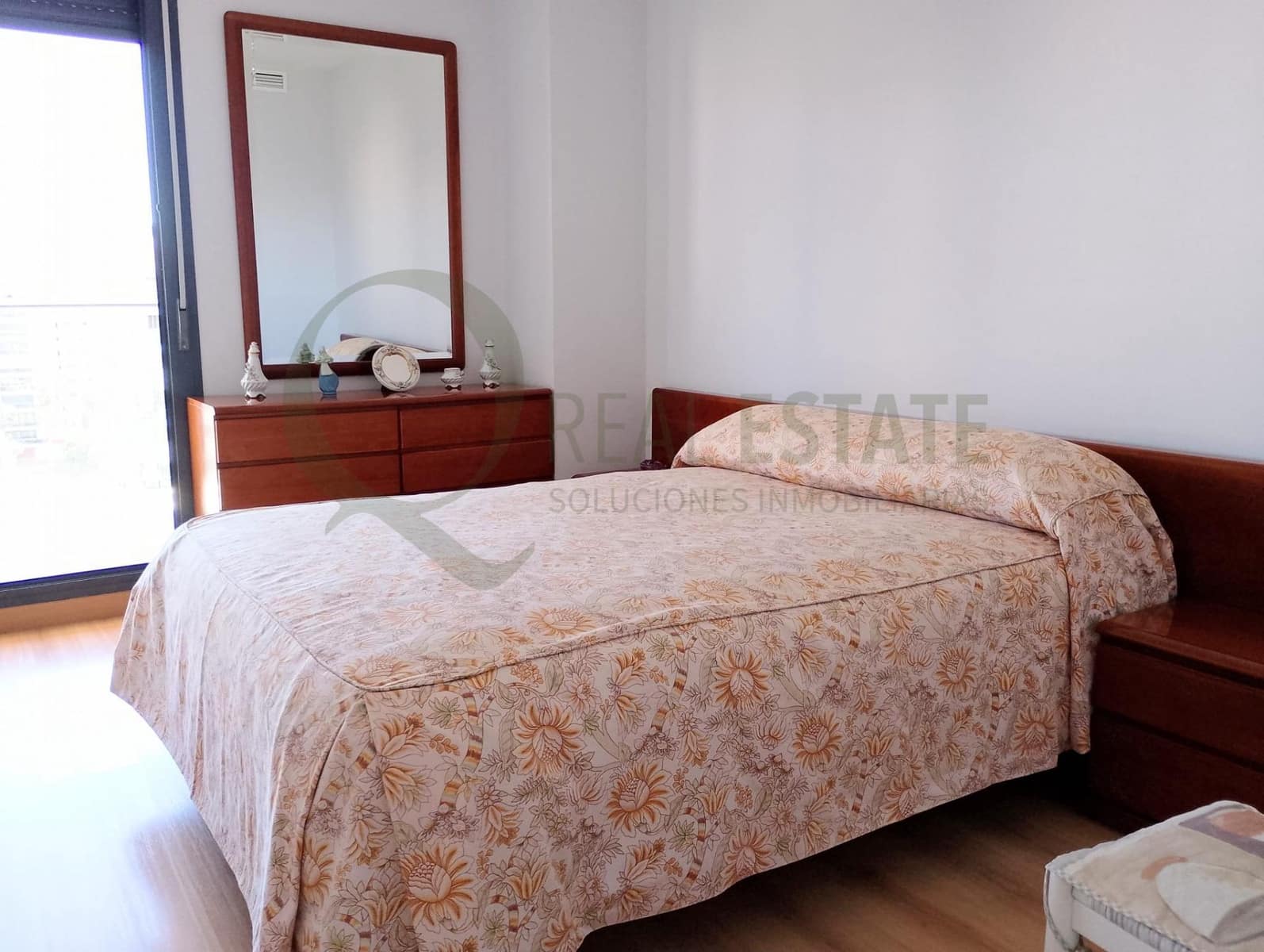 3 quarto Apartamento para venda em Alicante cidade com piscina garagem - 840 000 € (Ref: 9735609)