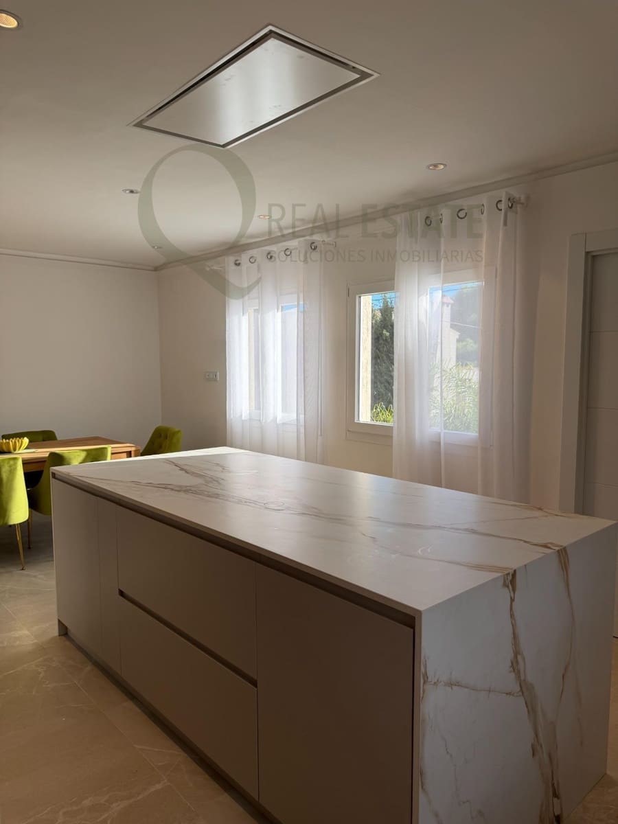 7 bedroom Villa for sale in La Font with pool garage - € 1,395,000 (Ref: 9735610)