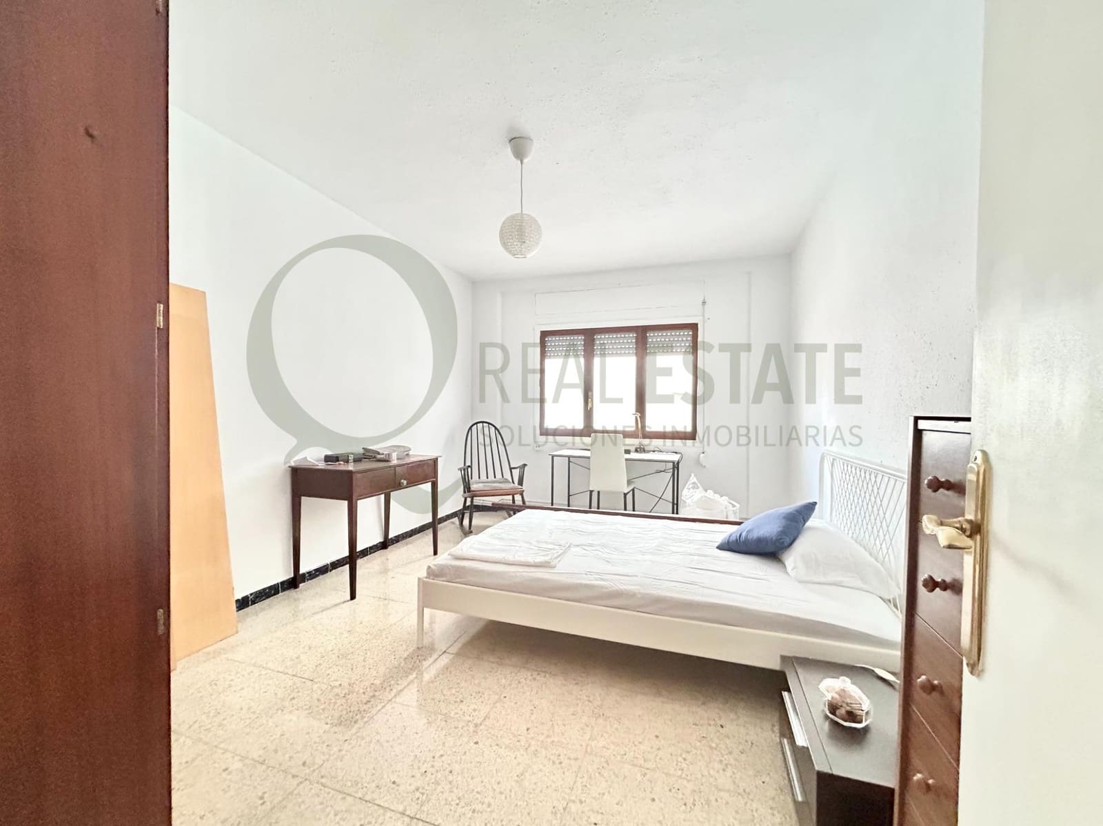 4 Zimmer Wohnung zu verkaufen in Alicante / Alacant Stadt - 395.500 € (Ref: 9738585)
