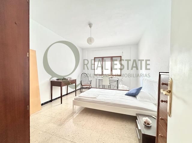 Piso de 4 habitaciones en Mercado, Alicante / Alacant ciudad en venta - 395.500 € (Ref: 9738585)