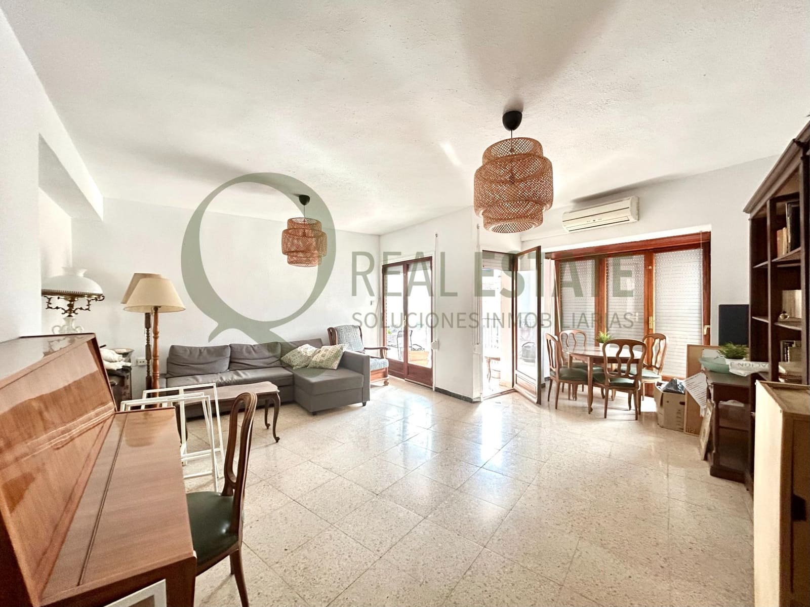 4 slaapkamer Flat te koop in Alicante stad - € 395.500 (Ref: 9738585)