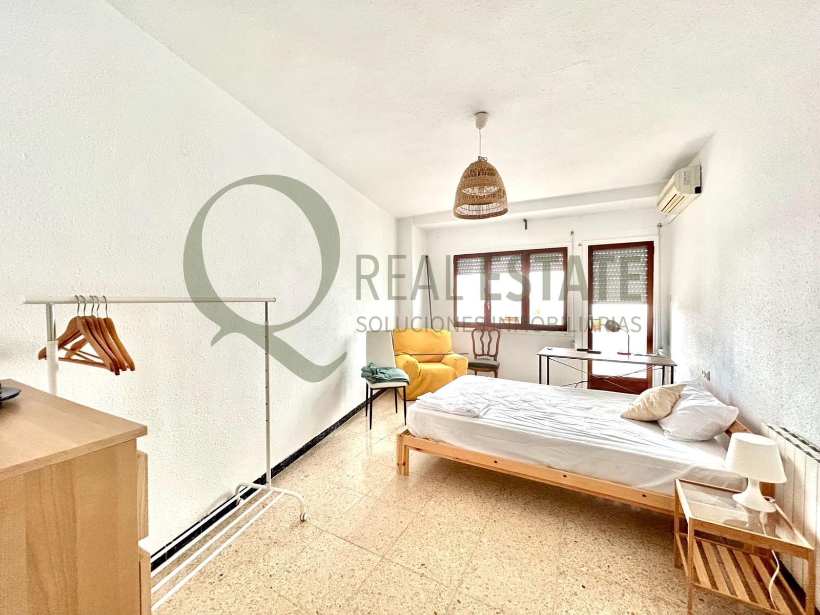 4 slaapkamer Flat te koop in Alicante stad - € 395.500 (Ref: 9738585)