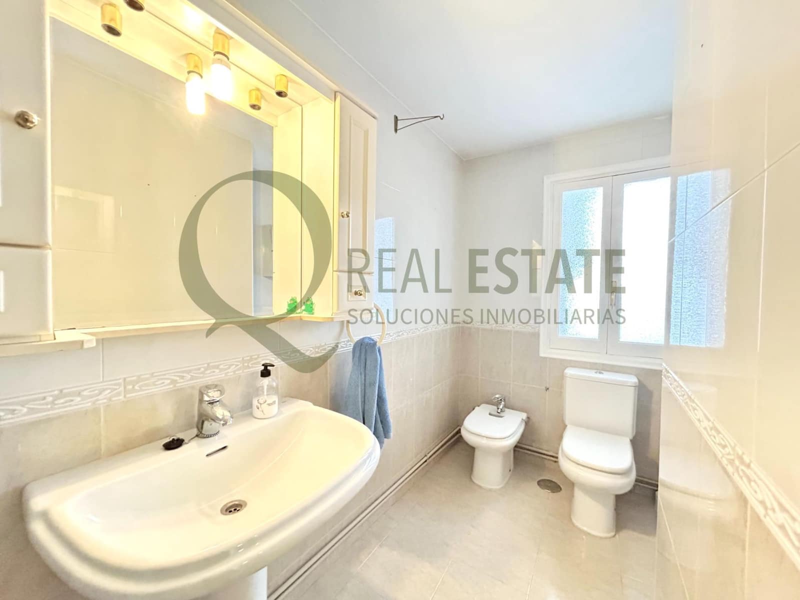 4 slaapkamer Flat te koop in Alicante stad - € 395.500 (Ref: 9738585)