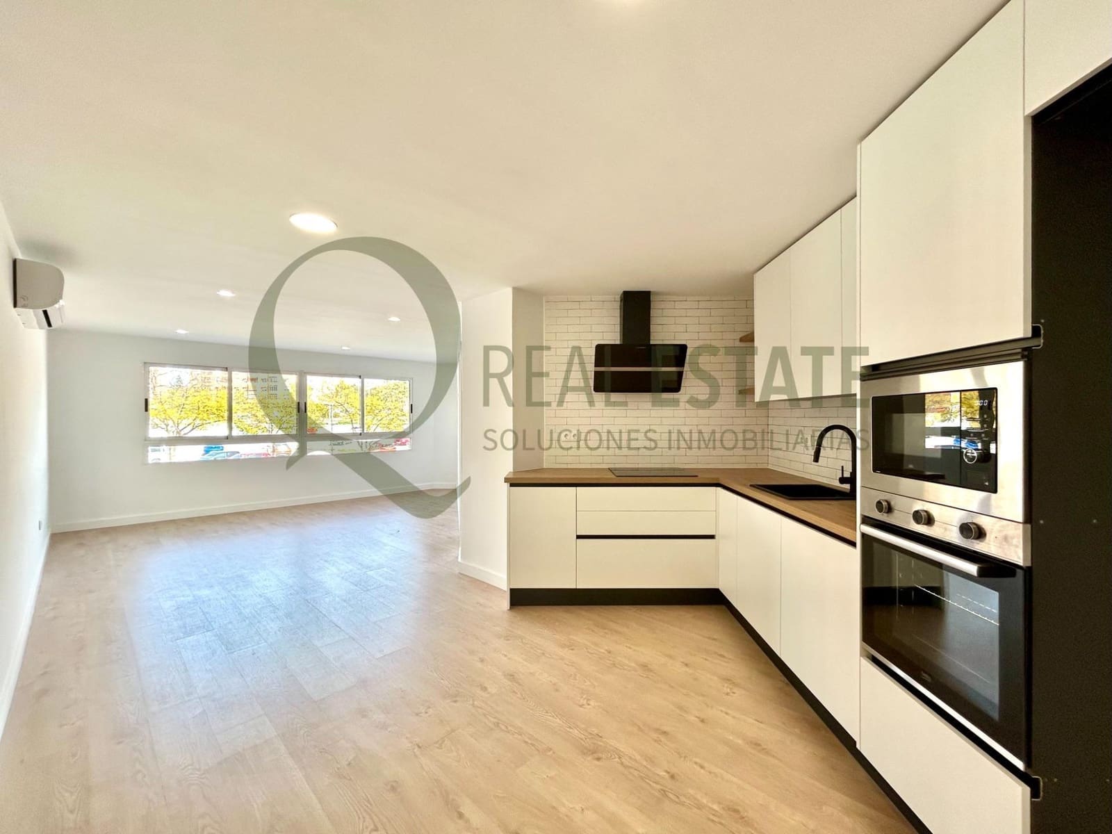 3 bedroom Flat for sale in San Vicente / Sant Vicent del Raspeig with pool - € 229,000 (Ref: 9741760)