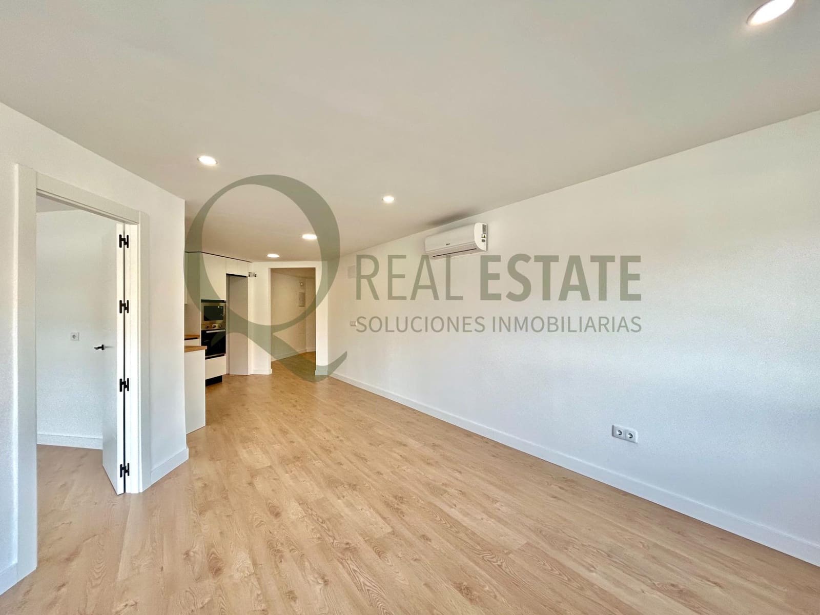 3 bedroom Flat for sale in San Vicente / Sant Vicent del Raspeig with pool - € 229,000 (Ref: 9741760)