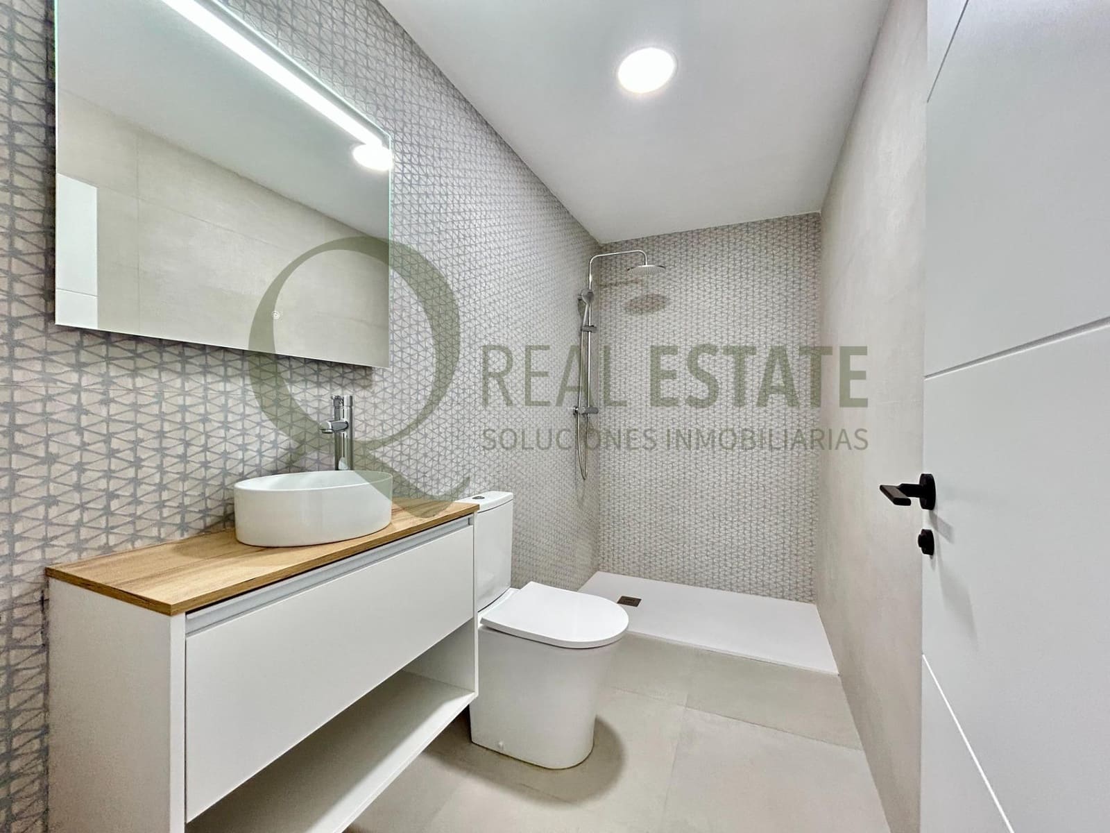 3 bedroom Flat for sale in San Vicente / Sant Vicent del Raspeig with pool - € 229,000 (Ref: 9741760)