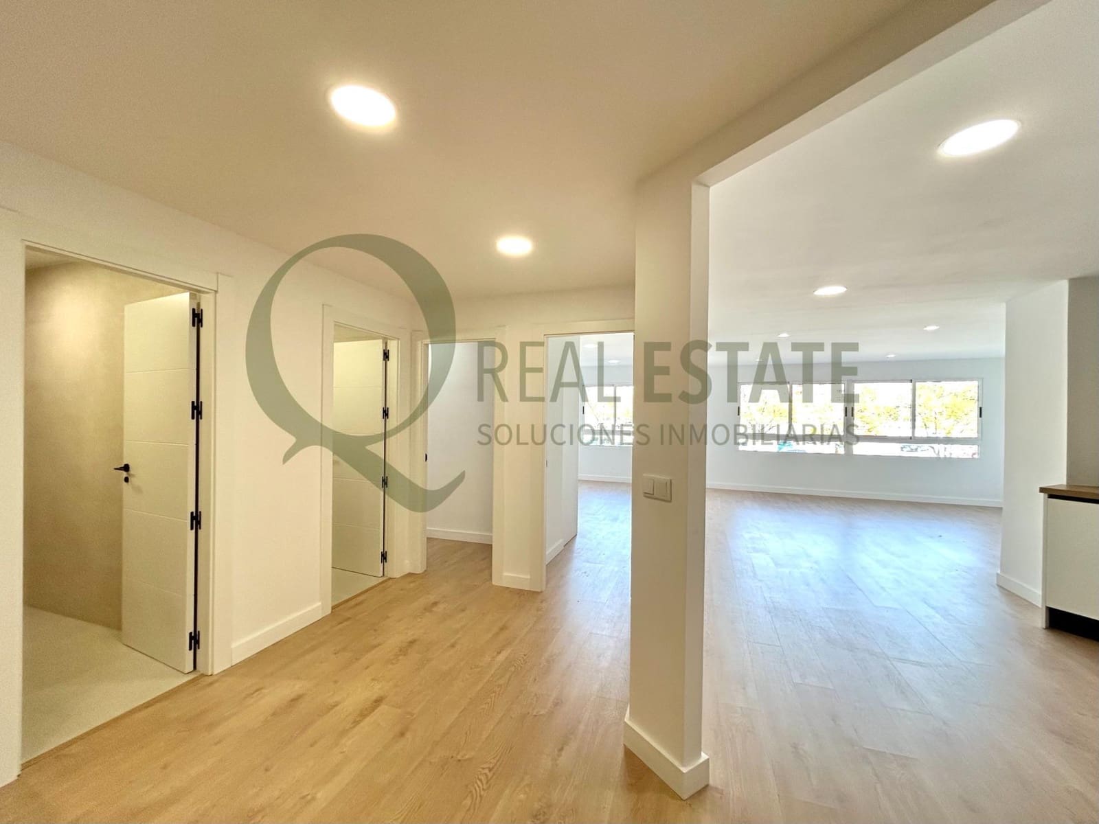 3 bedroom Flat for sale in San Vicente / Sant Vicent del Raspeig with pool - € 229,000 (Ref: 9741760)