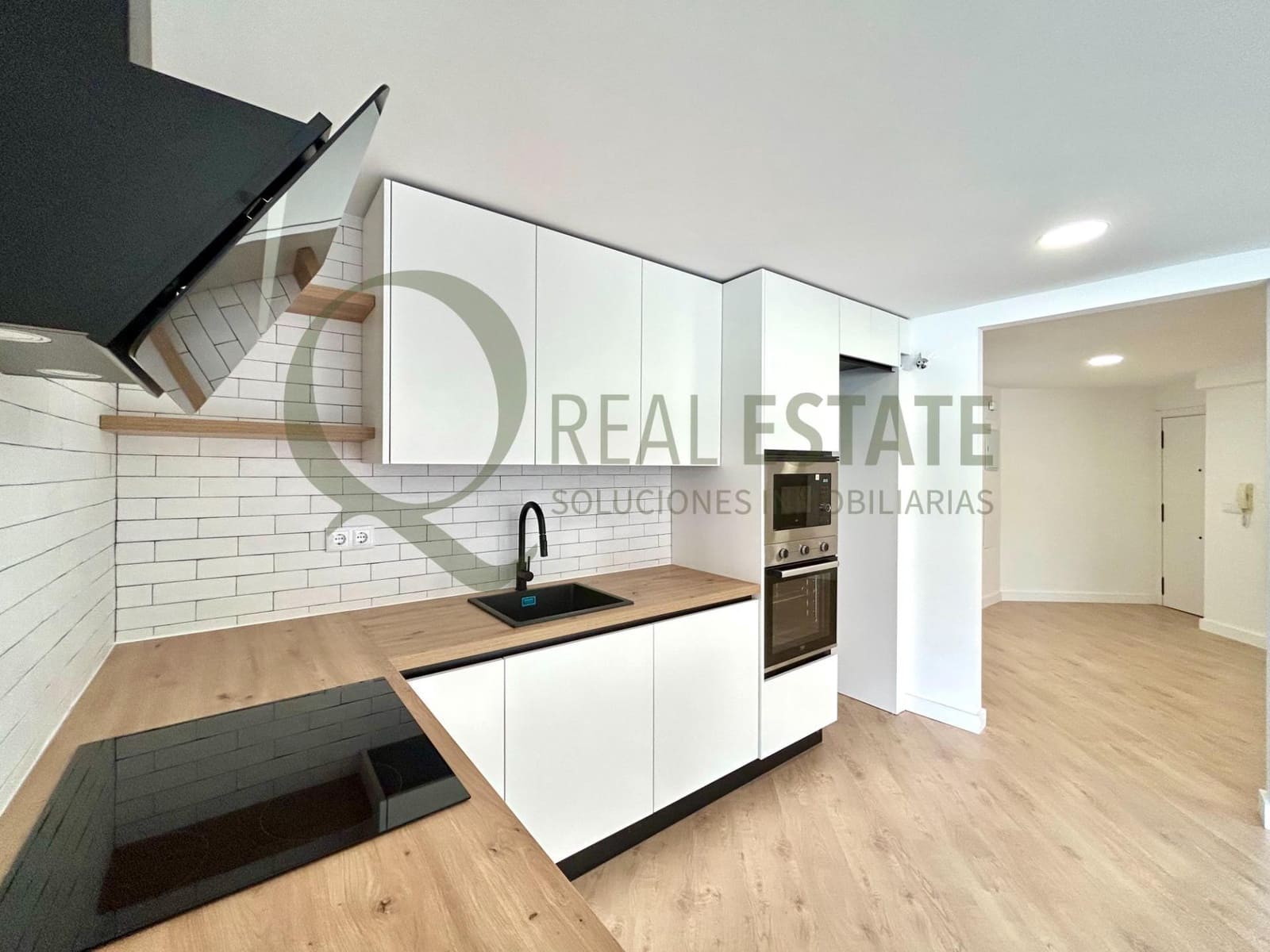 3 bedroom Flat for sale in San Vicente / Sant Vicent del Raspeig with pool - € 229,000 (Ref: 9741760)