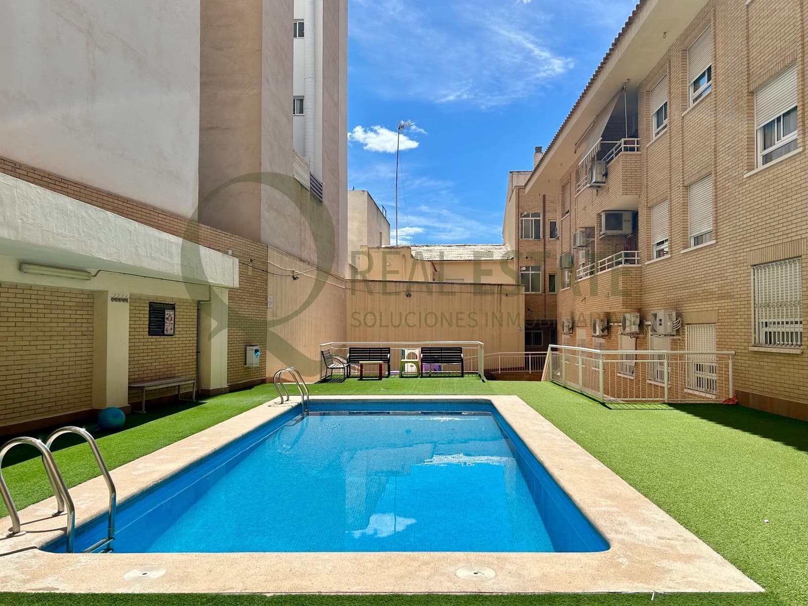 3 bedroom Flat for sale in San Vicente / Sant Vicent del Raspeig with pool - € 229,000 (Ref: 9741760)