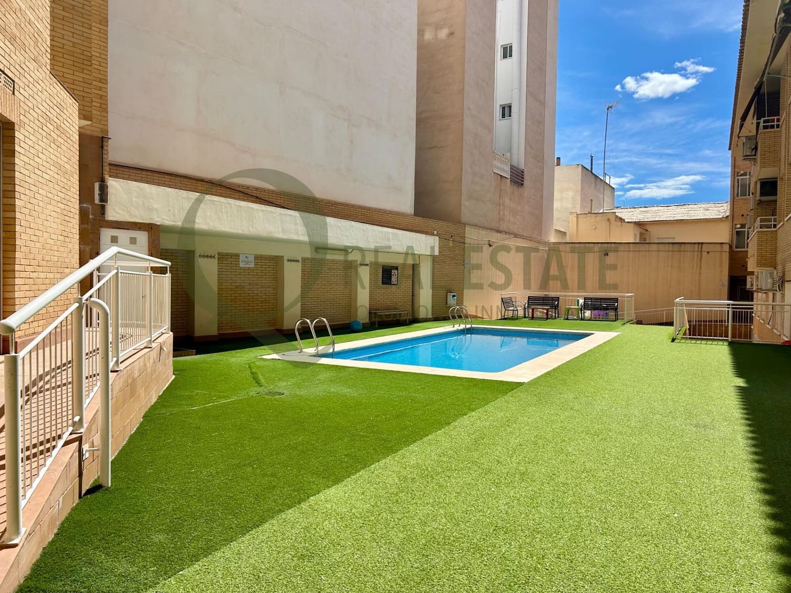 3 bedroom Flat for sale in San Vicente / Sant Vicent del Raspeig with pool - € 229,000 (Ref: 9741760)