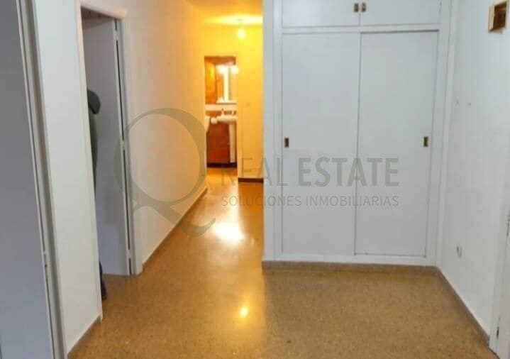 4 soveværelse Lejlighed til salg i Alicante by - € 450.000 (Ref: 9741761)