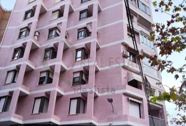 4 soveværelse Lejlighed til salg i Alicante by - € 450.000 (Ref: 9741761)