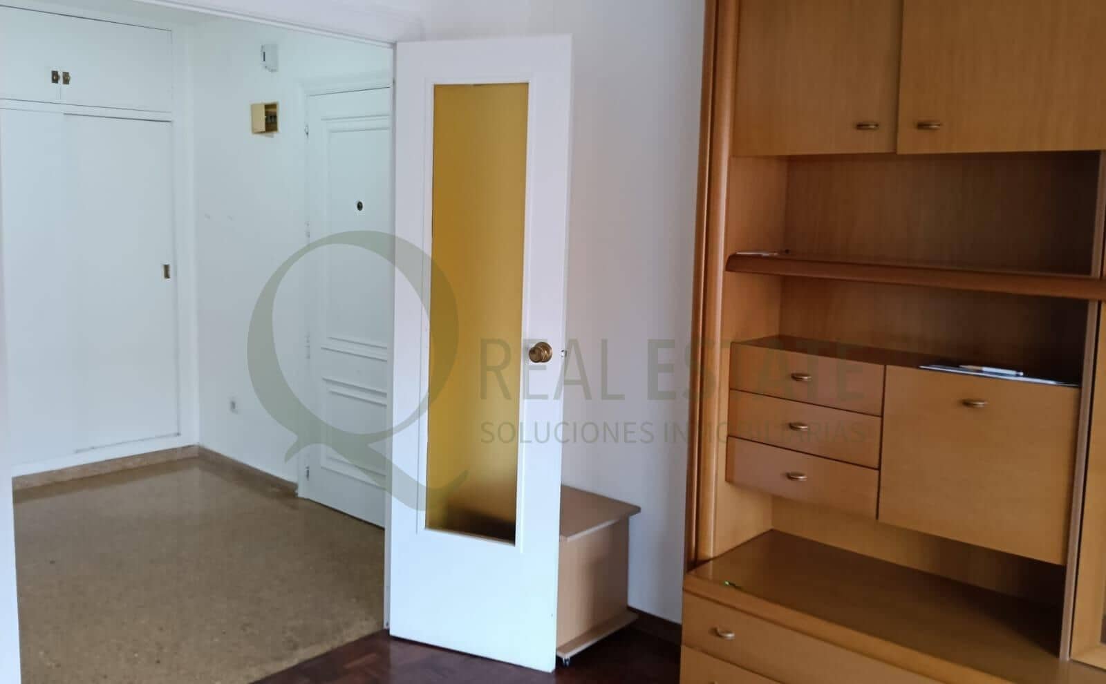 4 soveværelse Lejlighed til salg i Alicante by - € 450.000 (Ref: 9741761)