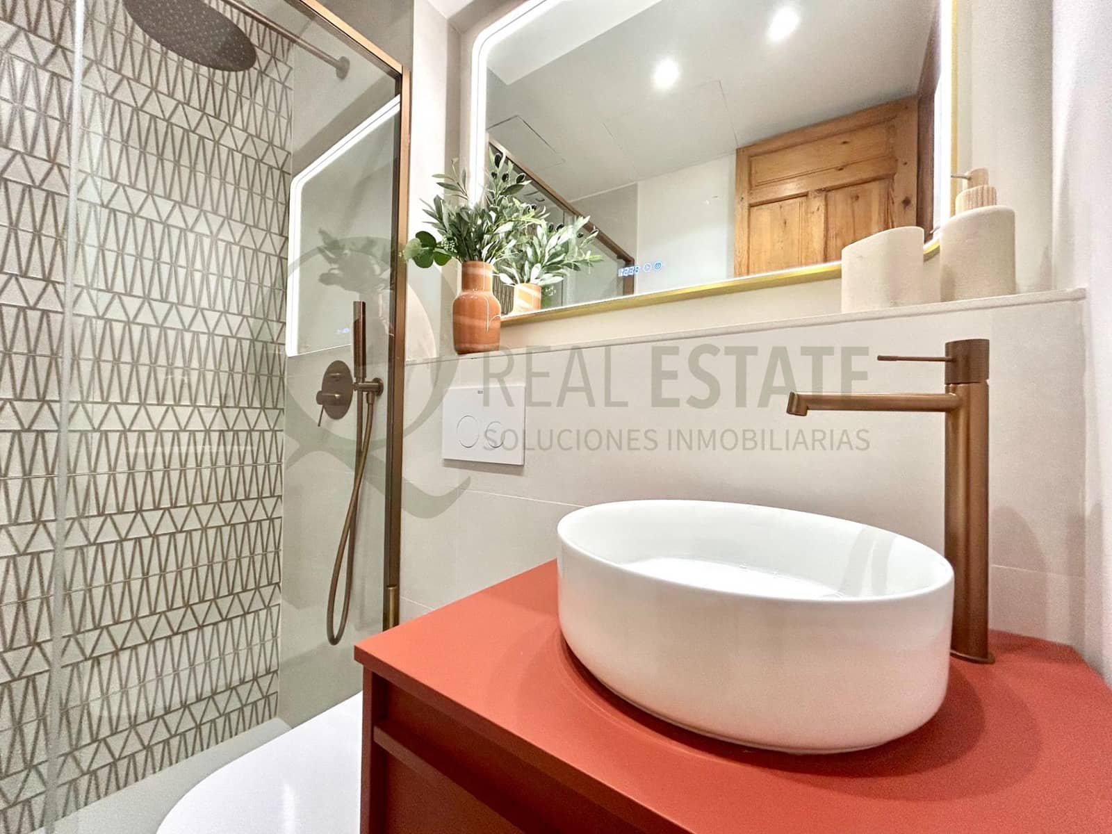 4 camera da letto Appartamento da affittare in Alicante citta - 2.500 € (Rif: 9744148)