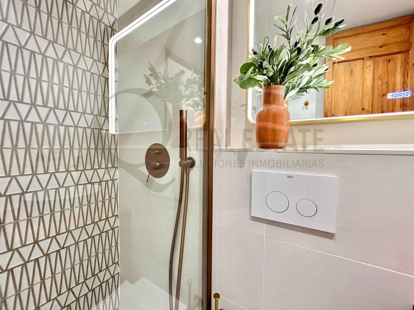 4 camera da letto Appartamento da affittare in Alicante citta - 2.500 € (Rif: 9744148)