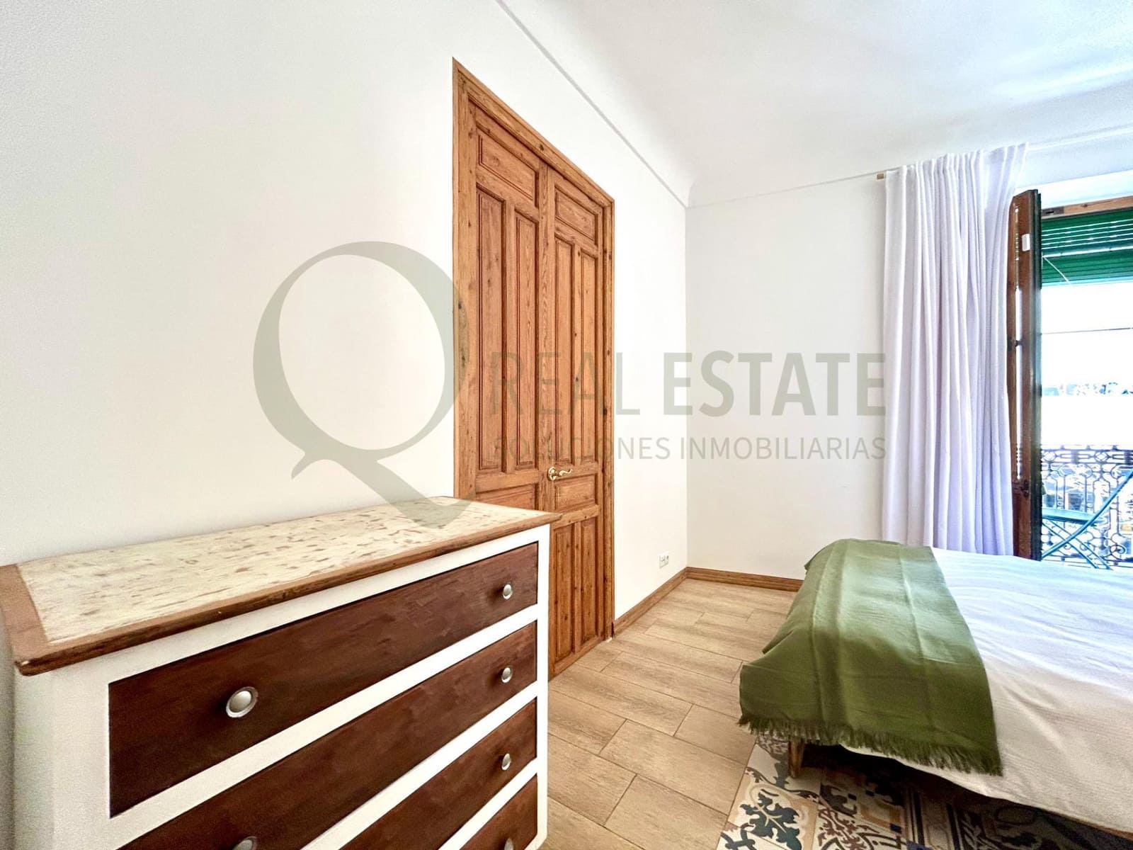 4 camera da letto Appartamento da affittare in Alicante citta - 2.500 € (Rif: 9744148)