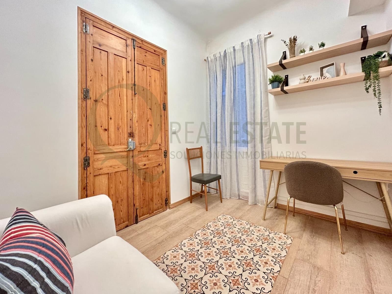 4 camera da letto Appartamento da affittare in Alicante citta - 2.500 € (Rif: 9744148)
