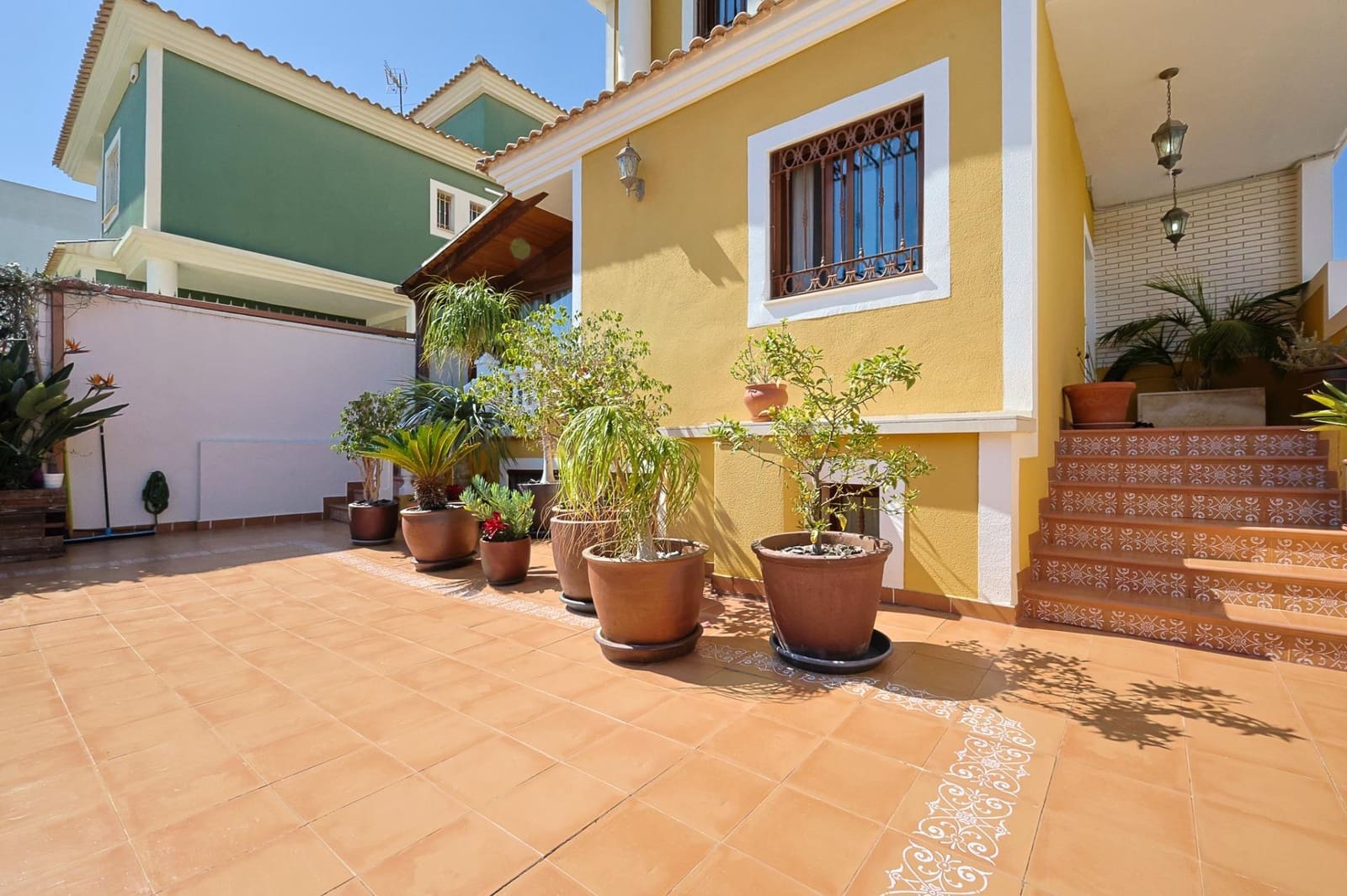 5 soveværelse Villa til salg i Alicante by med swimmingpool garage - € 1.250.000 (Ref: 9748079)