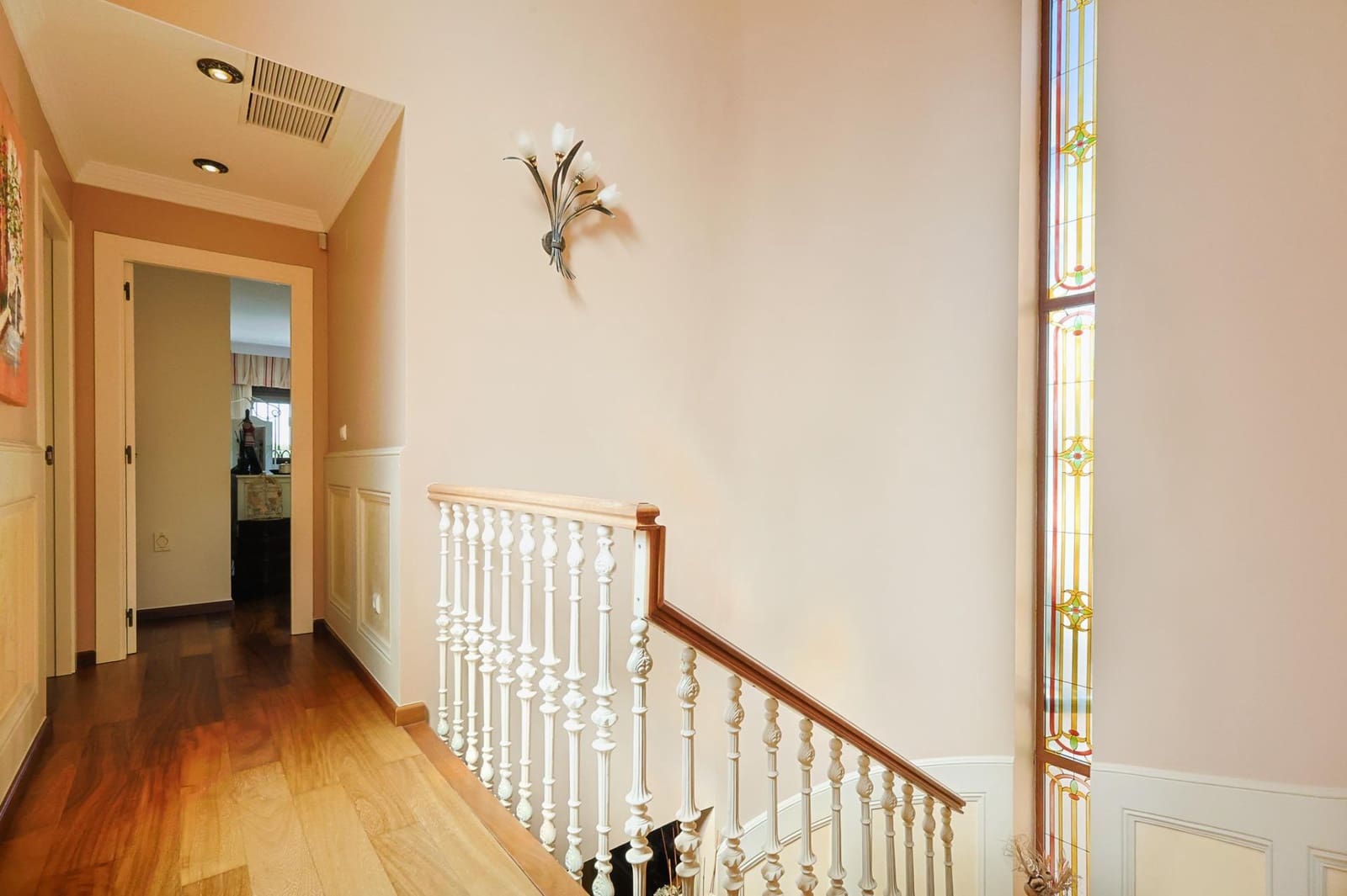 5 bedroom Villa for sale in Alicante / Alacant city with pool garage - € 1,250,000 (Ref: 9748079)