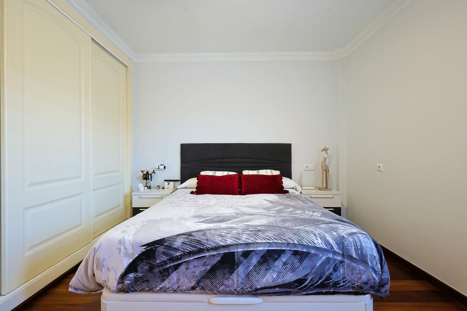 5 bedroom Villa for sale in Alicante / Alacant city with pool garage - € 1,250,000 (Ref: 9748079)