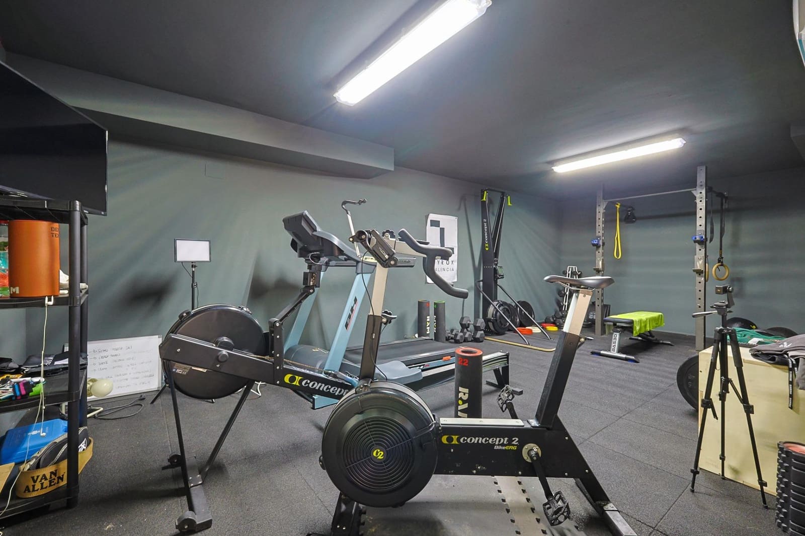 5 bedroom Villa for sale in Alicante / Alacant city with pool garage - € 1,250,000 (Ref: 9748079)