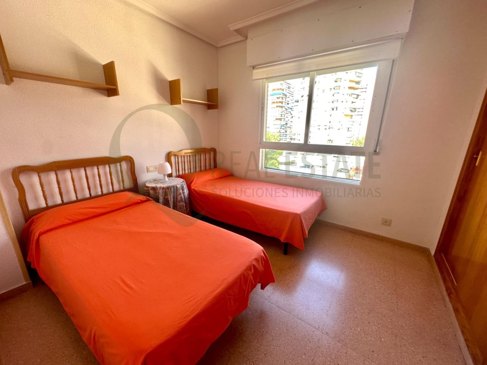 3 Zimmer Wohnung zu vermieten in Playa de San Juan mit Pool Garage - 1.350 € (Ref: 9752056)