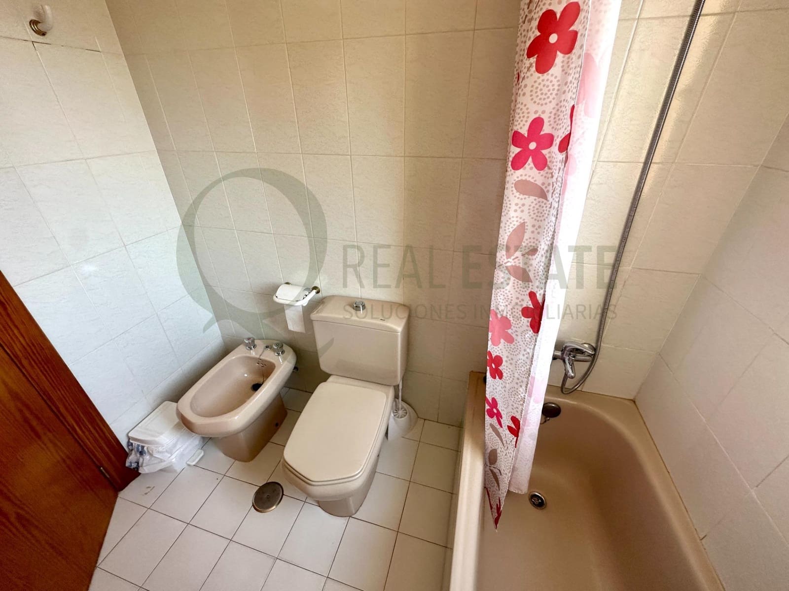 3 Zimmer Wohnung zu vermieten in Playa de San Juan mit Pool Garage - 1.350 € (Ref: 9752056)