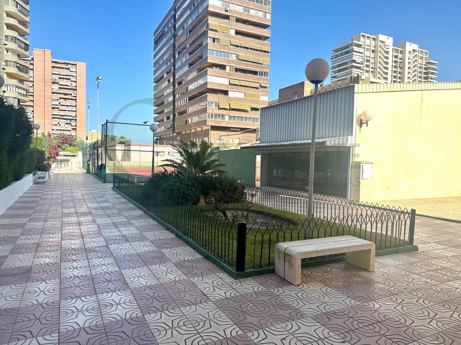 3 Zimmer Wohnung zu vermieten in Playa de San Juan mit Pool Garage - 1.350 € (Ref: 9752056)