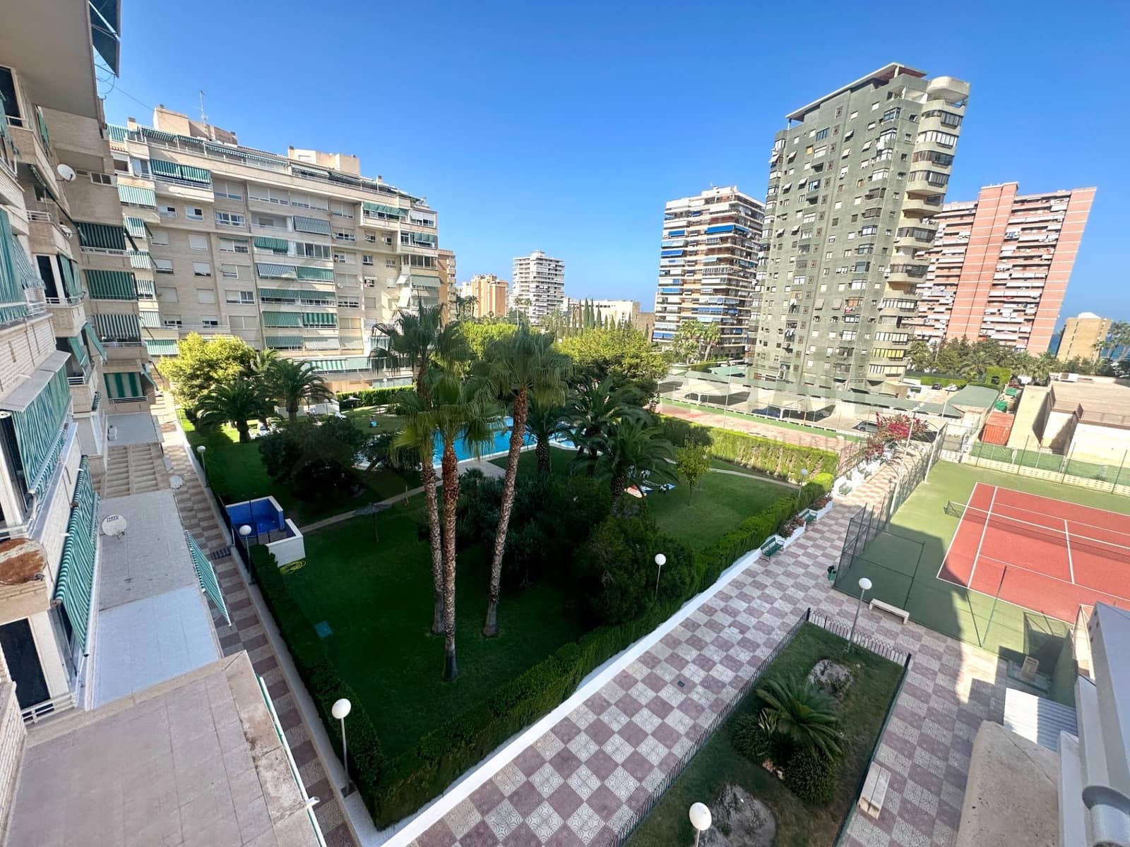 3 Zimmer Wohnung zu vermieten in Playa de San Juan mit Pool Garage - 1.350 € (Ref: 9752056)