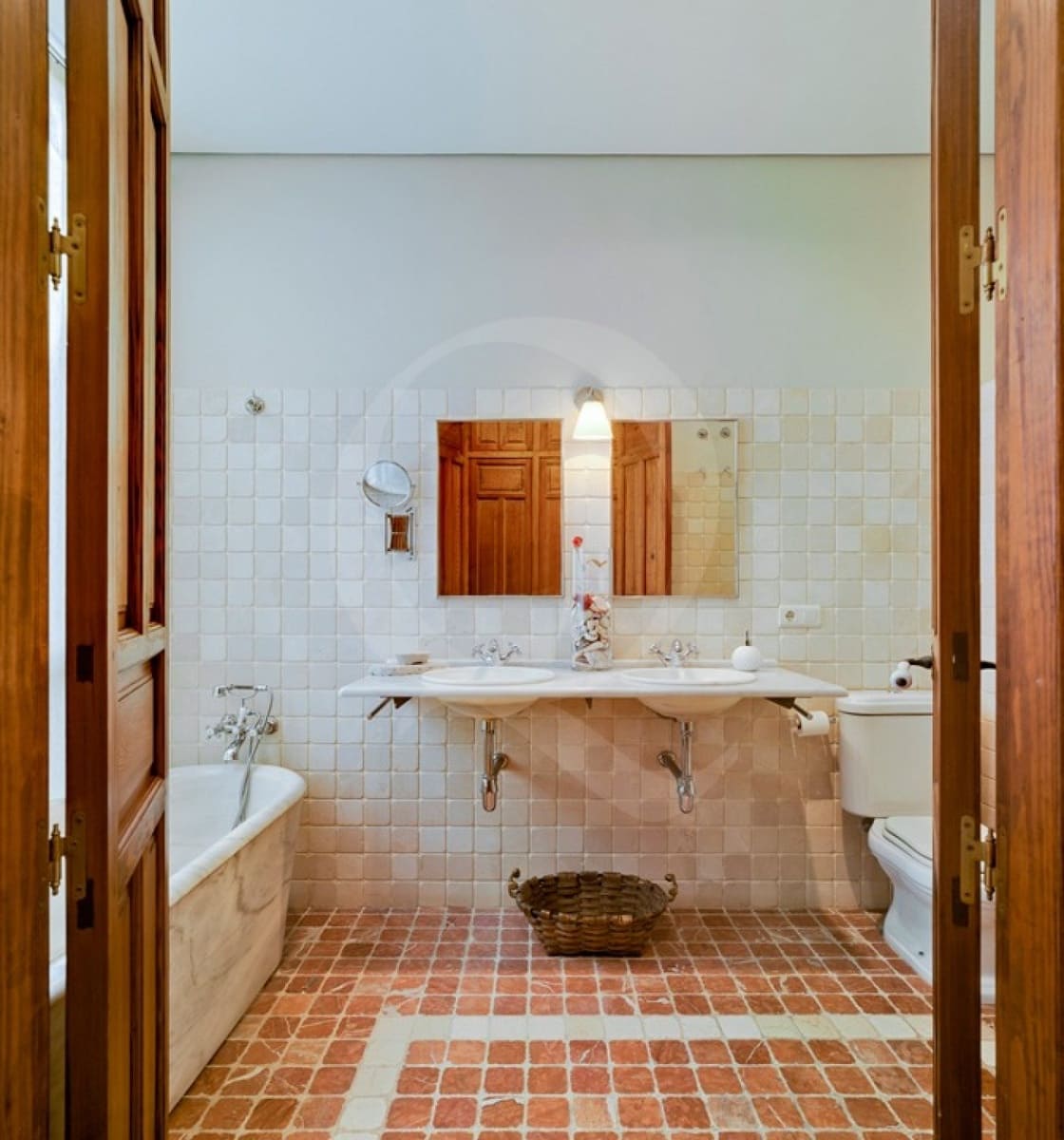 Appartement de 2 chambres à louer à Alicante ville - 1 750 € (Ref: 9752057)