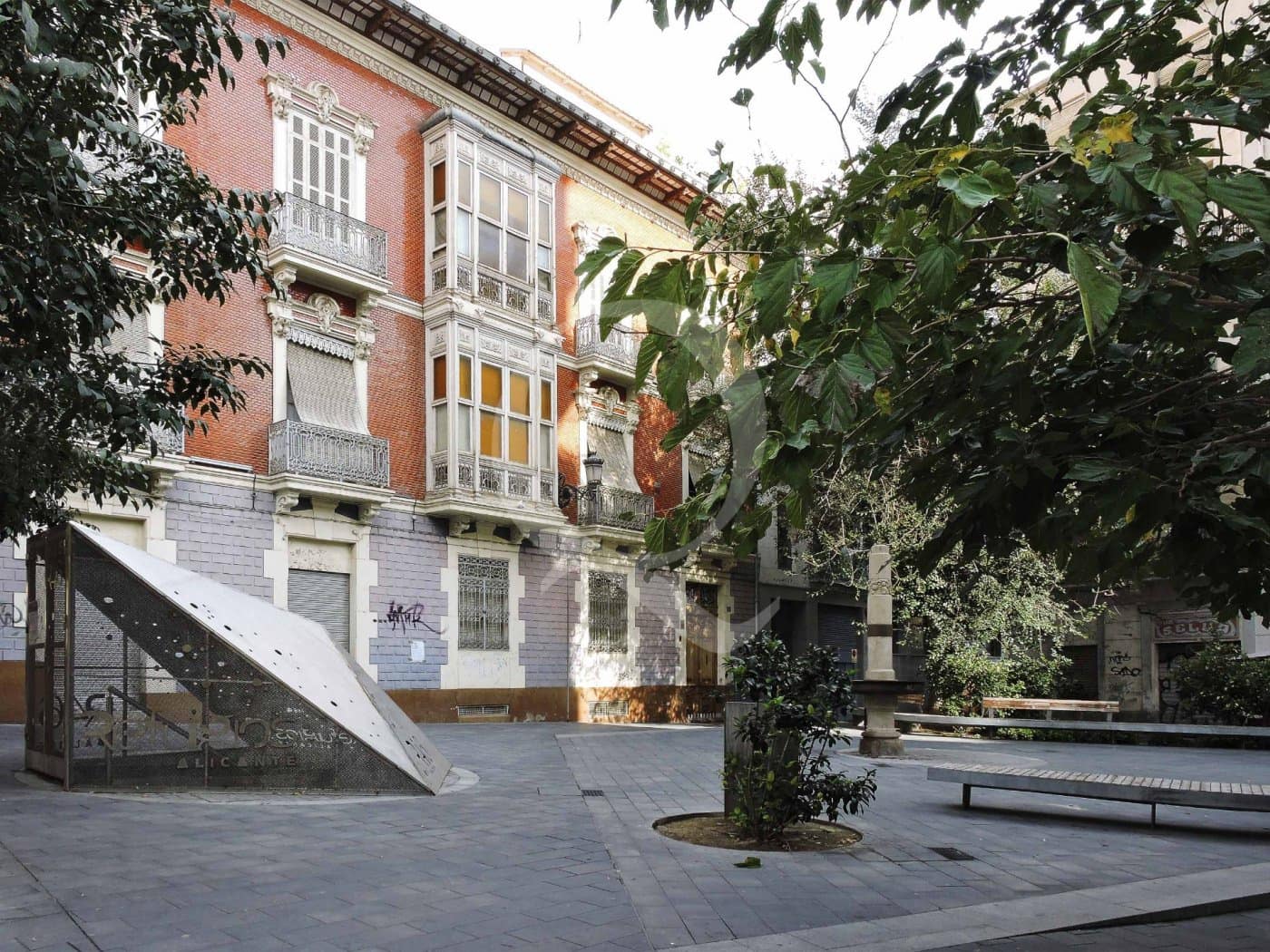 Appartement de 2 chambres à louer à Alicante ville - 1 750 € (Ref: 9752057)