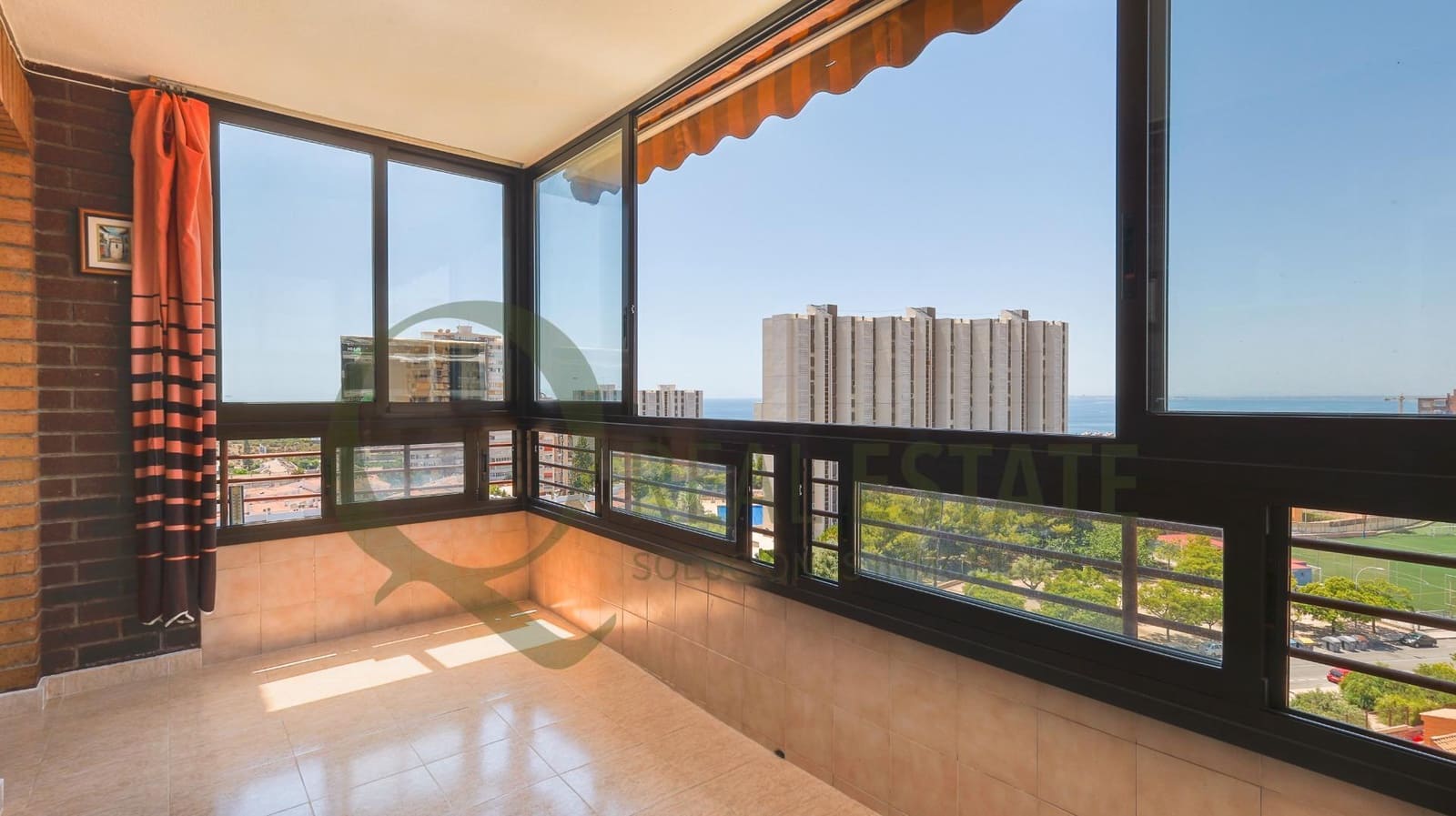 3 soverom Leilighet til salgs i Playa de San Juan med svømmebasseng garasje - € 430 000 (Ref: 9783017)