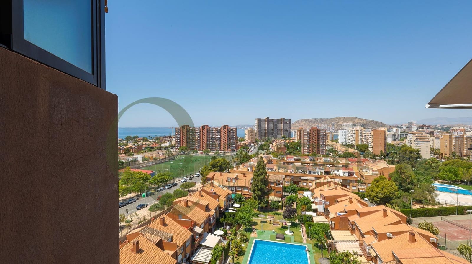 3 soverom Leilighet til salgs i Playa de San Juan med svømmebasseng garasje - € 430 000 (Ref: 9783017)